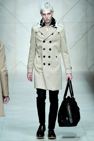 Look 37